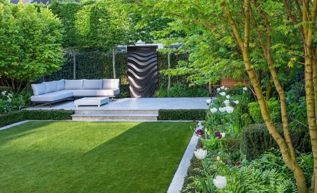 如何設(shè)計(jì)草地花園