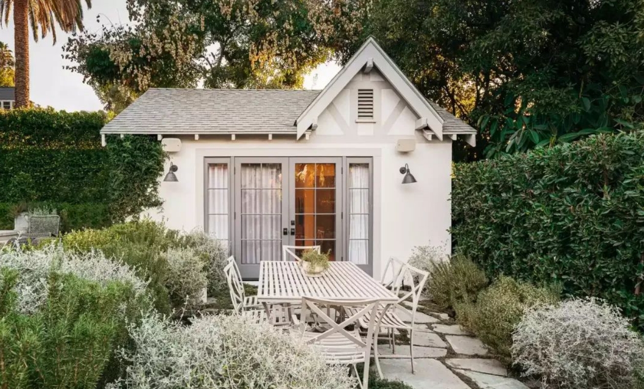 咖啡店式的休閑花園要如何設(shè)計